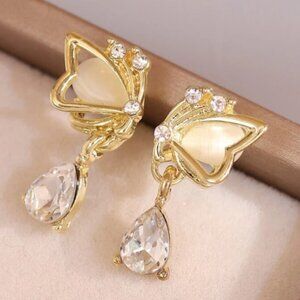 Nature's Dance Butterfly Gold Dangle Fashion Glam Y2K Earrings